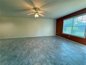 2224 W Roselawn St in Rogers, AR - Building Photo - Building Photo