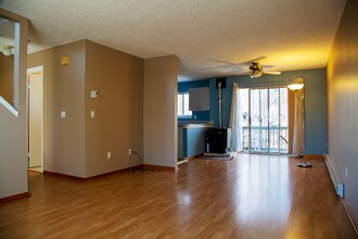 925 Oronoke Rd in Waterbury, CT - Foto de edificio - Building Photo