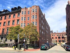 92 Beacon St, Unit 1 in Boston, MA - Building Photo