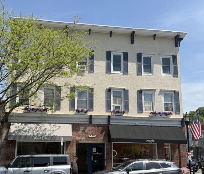 property at 44 Purchase St