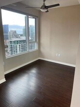 300 W Beech St, Unit 2009 in San Diego, CA - Building Photo - Building Photo