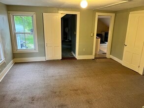17 Parker St, Unit B - 2nd floor in Winchester, NH - Building Photo - Building Photo