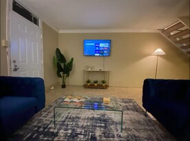 3005 Highland Rd, Unit #4 in Baton Rouge, LA - Building Photo