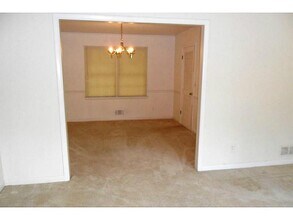 4829 Woodhurst Way in Stone Mountain, GA - Building Photo - Building Photo