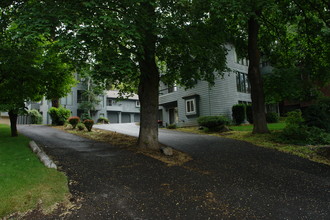 Tiffanie Terrace in Spokane, WA - Building Photo - Building Photo