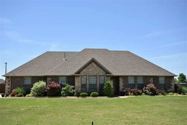 property at 405 Obsidian Rd