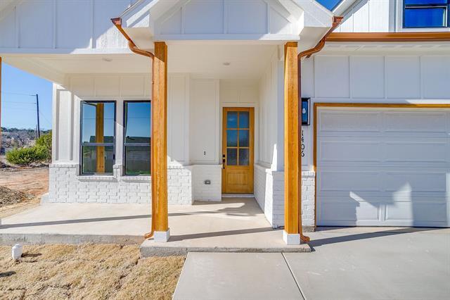 1406 Dorado Dr in Granbury, TX - Building Photo - Building Photo