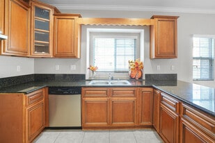 Sycamore Villa Luxury Townhomes in Rancho Cucamonga, CA - Building Photo