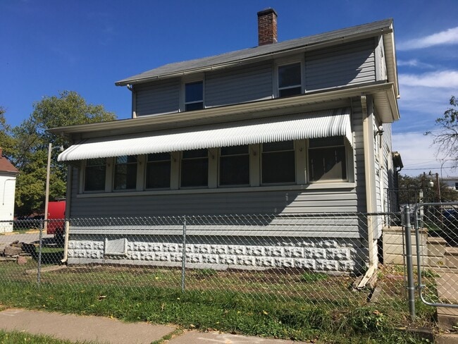 property at 1511 Ripley St