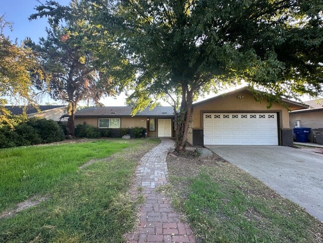 property at 440 N Homsy Ave