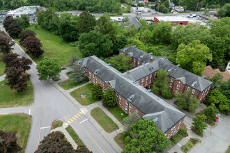 Uncas Condominiums in Norwich, CT - Building Photo - Building Photo