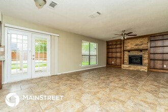 2437 Channing Dr in Grand Prairie, TX - Building Photo - Building Photo