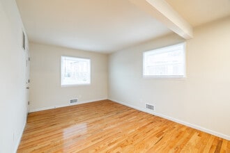 Buena Vista in Long Branch, NJ - Building Photo - Interior Photo