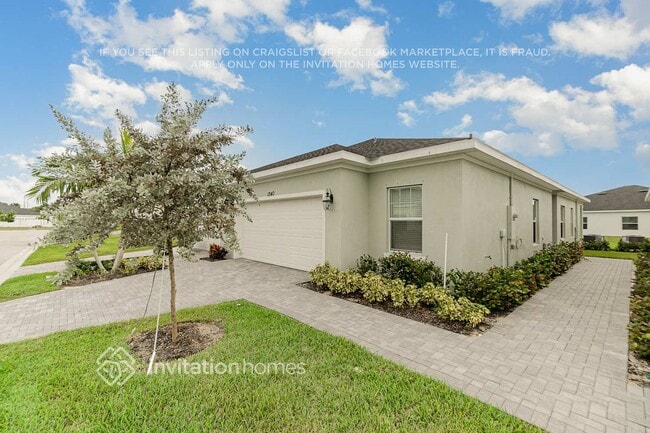 1240 Preston Ests Cir in Vero Beach, FL - Building Photo - Building Photo