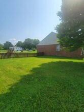 100 Dublin Ln in Shelbyville, KY - Building Photo - Building Photo