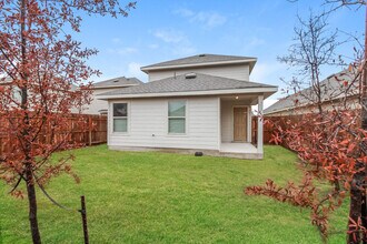 5027 Blue Ranch in San Antonio, TX - Building Photo - Building Photo