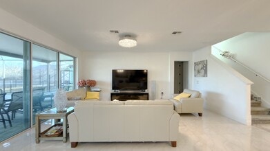 1344 Bristol Oaks Way in Orlando, FL - Building Photo - Building Photo