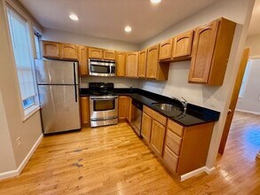 13 Snow Hill St, Unit 3 in Boston, MA - Building Photo - Building Photo