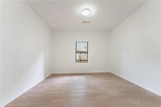 37 Johnson Rd NW in Atlanta, GA - Building Photo - Building Photo