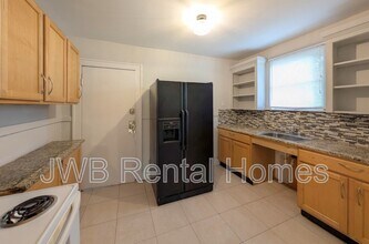 2248 Dellwood Ave in Jacksonville, FL - Building Photo - Building Photo