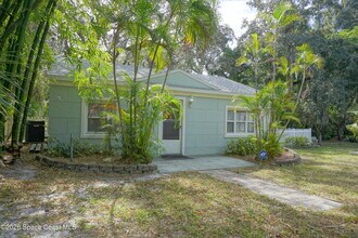 2812 Shwonda Ave NE in Palm Bay, FL - Building Photo - Building Photo