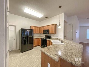 9841 Watkins Dr in Fairhope, AL - Building Photo - Building Photo