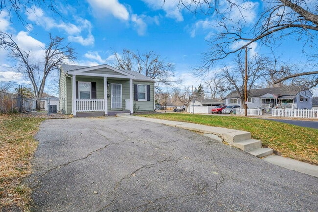 property at 665 Osceola St