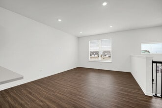 25720 W Yorkshire Dr in Plainfield, IL - Foto de edificio - Building Photo