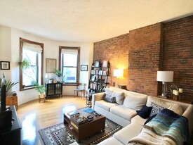 752 Tremont St, Unit 2 Apartamentos