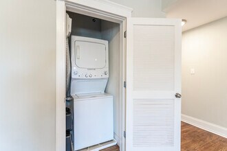 The San Carlos Apartments in St. Louis, MO - Building Photo - Interior Photo