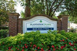 Plantation Flats in Charleston, SC - Building Photo - Building Photo