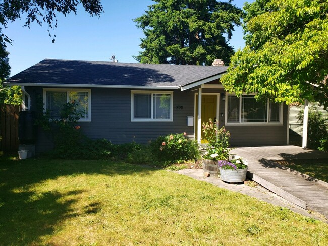 property at 3911 N 29th St