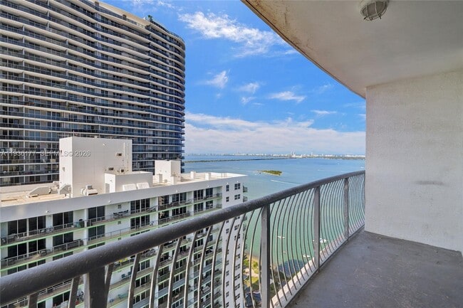 property at 1750 N Bayshore Dr