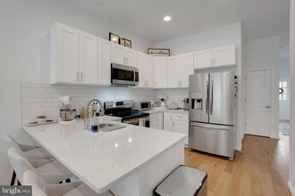 709 N 19th St in Philadelphia, PA - Building Photo - Building Photo