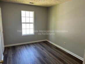133 Realty St in Griffin, GA - Building Photo - Building Photo