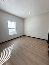 2010 Legacy Ln in Celina, OH - Foto de edificio - Building Photo