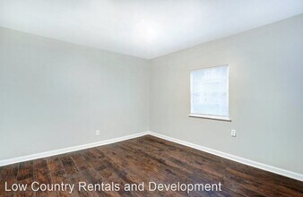1121 E Park Ave in Savannah, GA - Building Photo - Building Photo