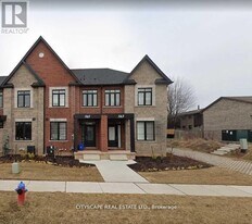 563 Wedgewood Dr in Burlington, ON - Building Photo