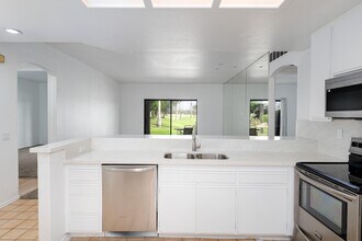 67564 Lagos Way in Cathedral City, CA - Building Photo - Building Photo