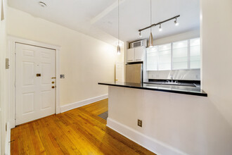 133 Peterborough St, Unit 2 in Boston, MA - Building Photo - Building Photo