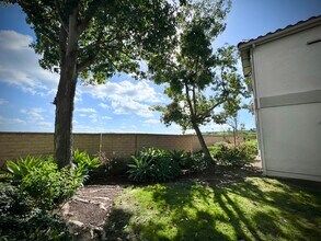 10341 Azuaga St, Unit 247 in San Diego, CA - Building Photo - Building Photo