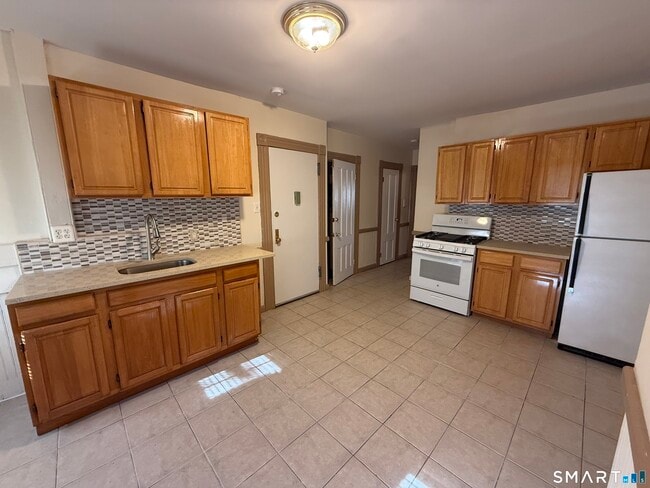 215 Woodlawn Terrace