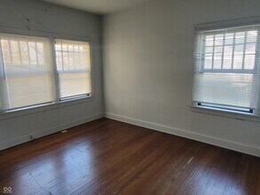 629 Carlyle Pl in Indianapolis, IN - Building Photo - Building Photo