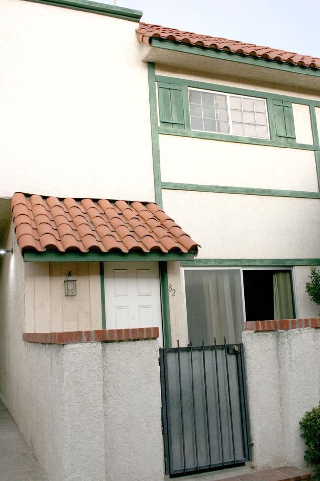 10030 Owensmouth Ave Rentals in Chatsworth, CA