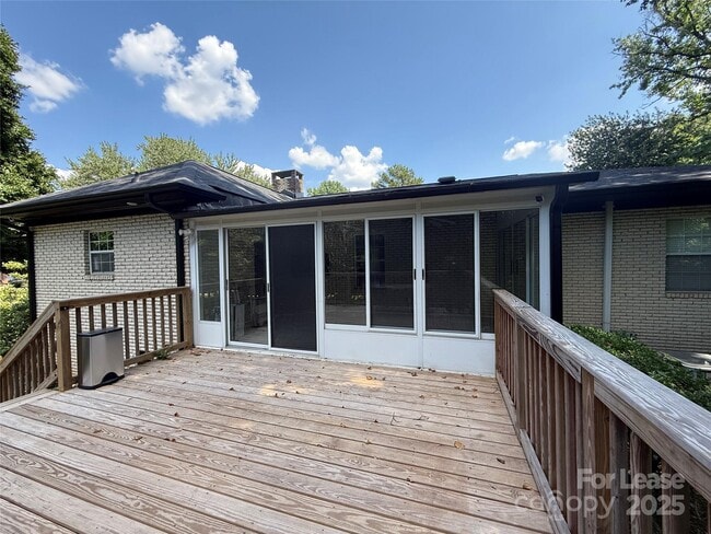 4371 La Brea Dr in Charlotte, NC - Building Photo - Building Photo
