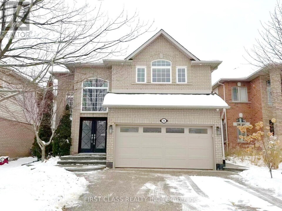 56 Moorland Crescent in Hamilton, ON - Building Photo