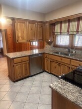 312 Powder Mill Dr in Ashland City, TN - Foto de edificio - Building Photo