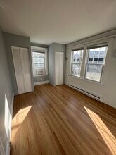 15 Irma Ave, Unit #1 in Port Washington, NY - Building Photo - Building Photo