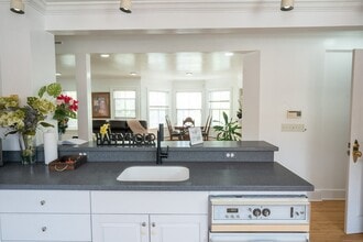 1 Harmony St, Unit 306 in Stonington, CT - Building Photo - Building Photo