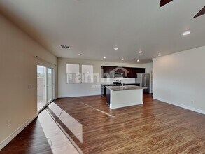 4718 Tree Swing St in North Las Vegas, NV - Building Photo - Building Photo